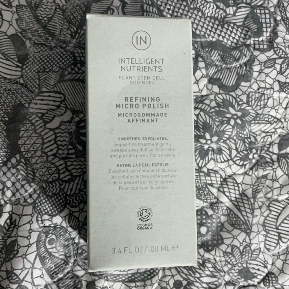 NEW INTELLIGENT NUTRIENTS Refining Micro Polish